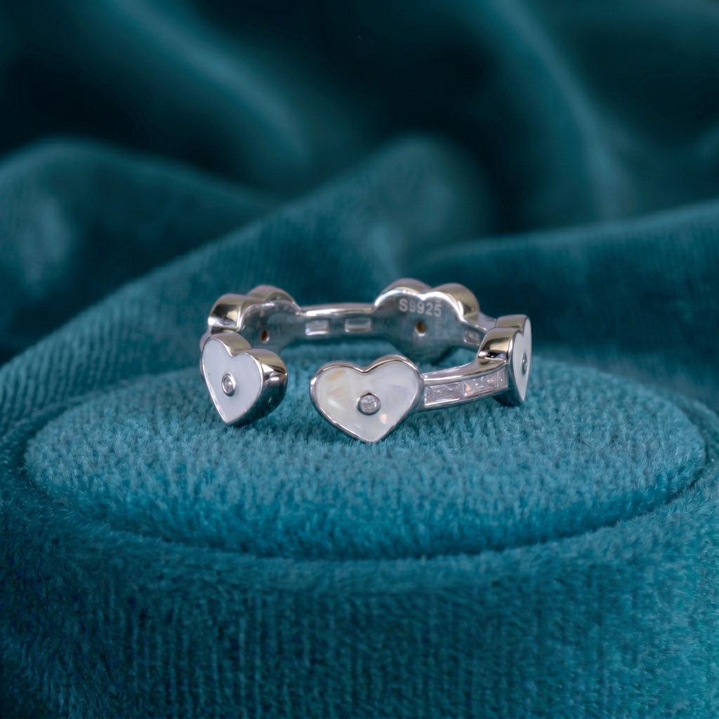 Elegant Marquise Curve Band Ring