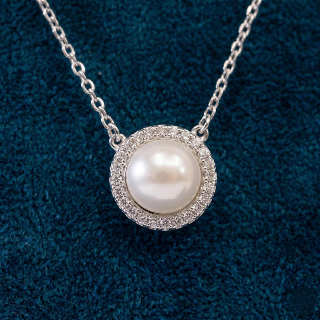 Classic Pearl Halo Set