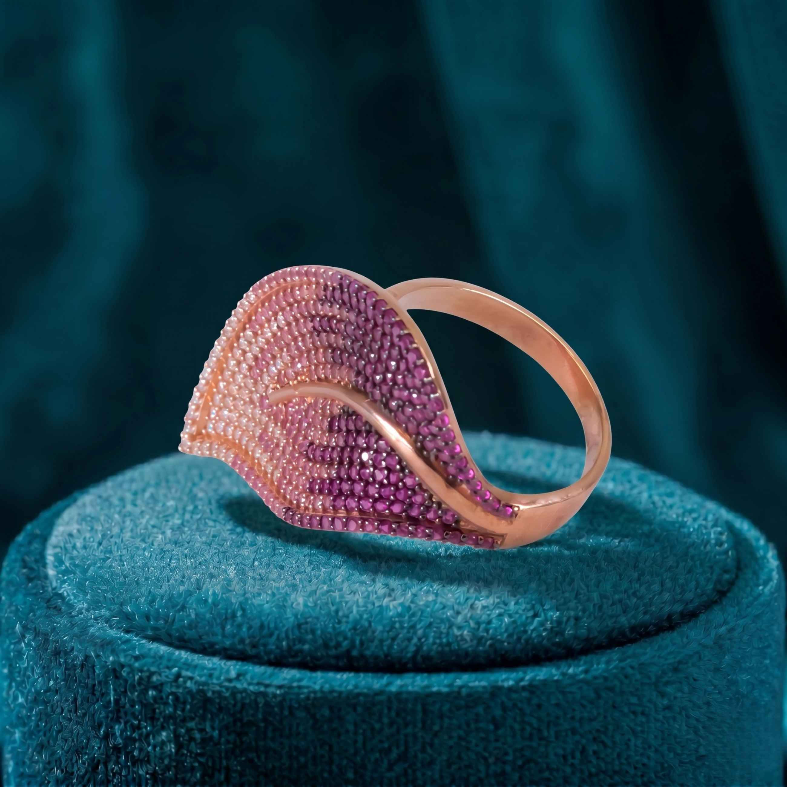 Blush Leaf Gradient Ring