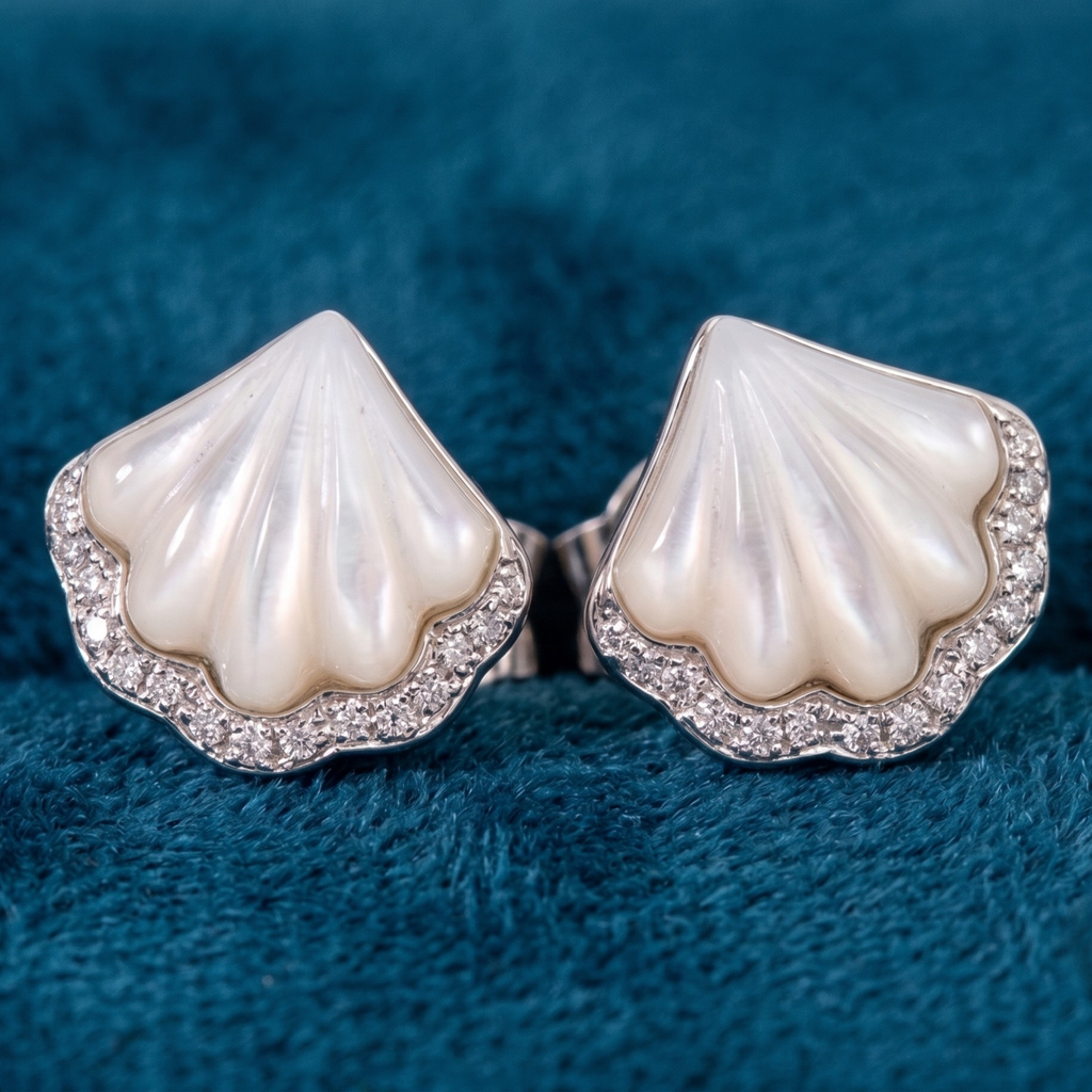 Pearl Shell Pendant Set