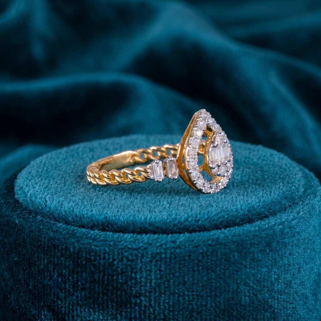 Aurora Teardrop Halo Ring