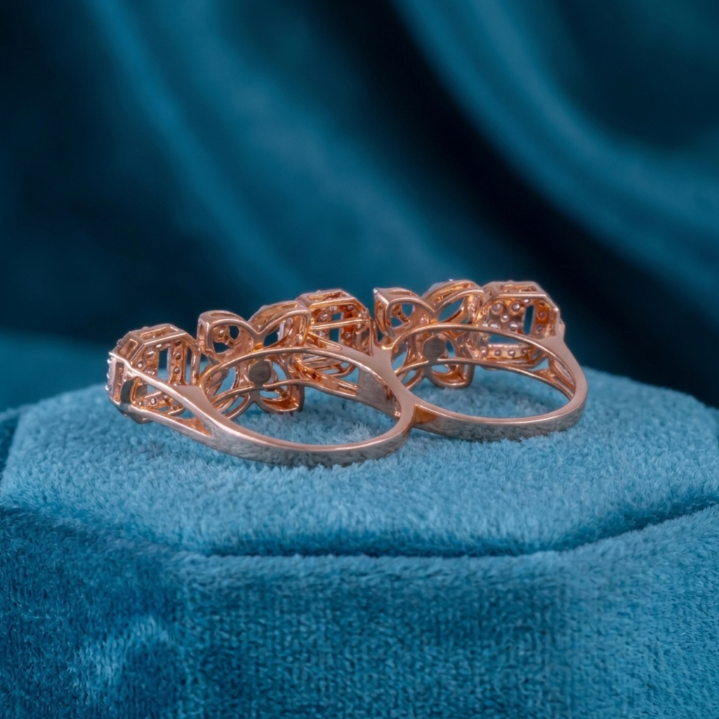 Multi-Cluster Diamond Ring