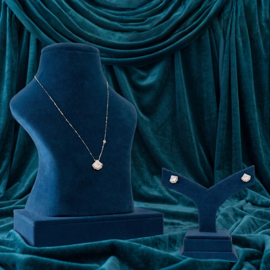 Pearl Shell Pendant Set