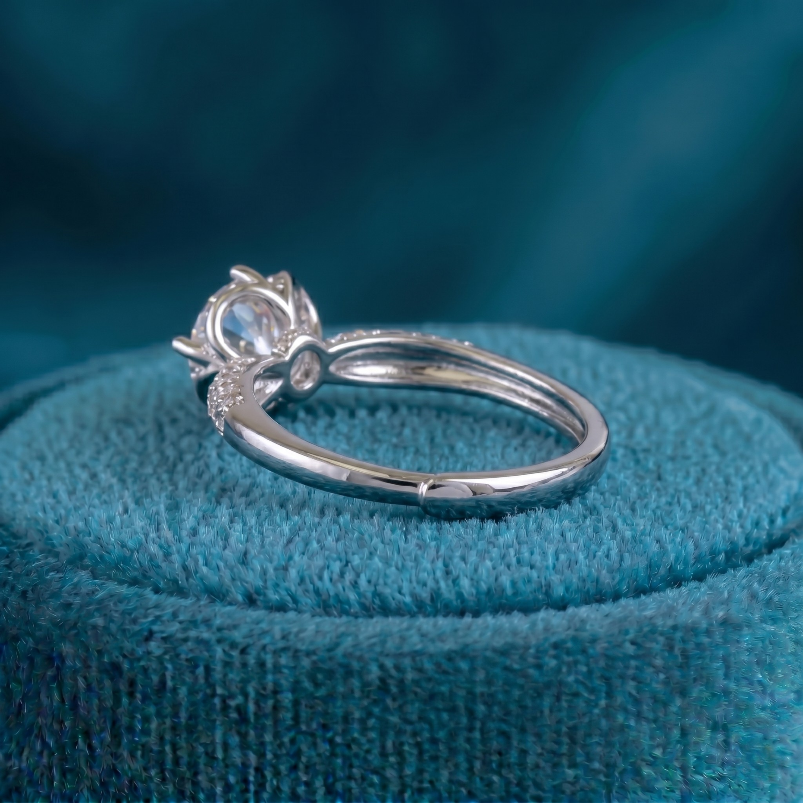Classic Round Halo Ring